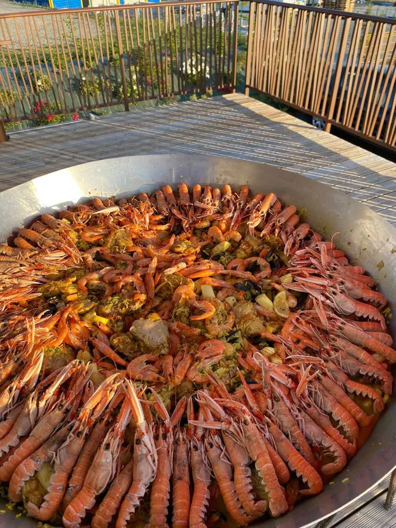 Paella réalisée pour une réception
